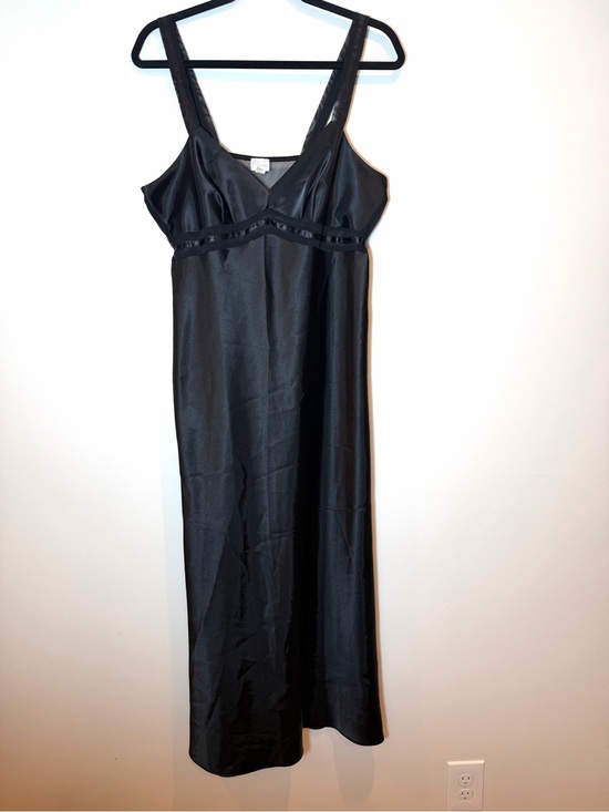 Intimates by Flora Other - Vintage Intimates by Flora Black Satin Midi Slip/Slip Dress Lingerie Size Large